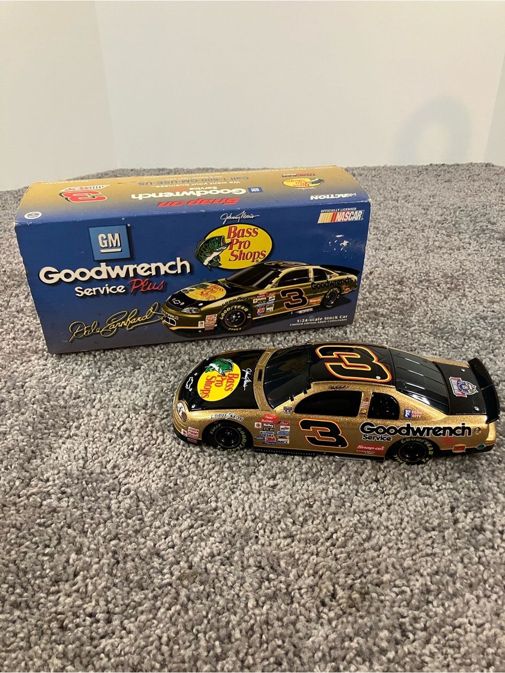 Dale Earnhardt 1998 Bass Pro Shops GM Goodwrench 1/24 Scale Snap-On
